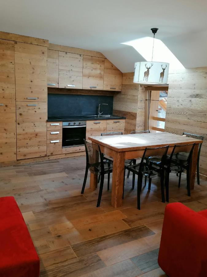 Maison De Meuny Курмайор Номер фото