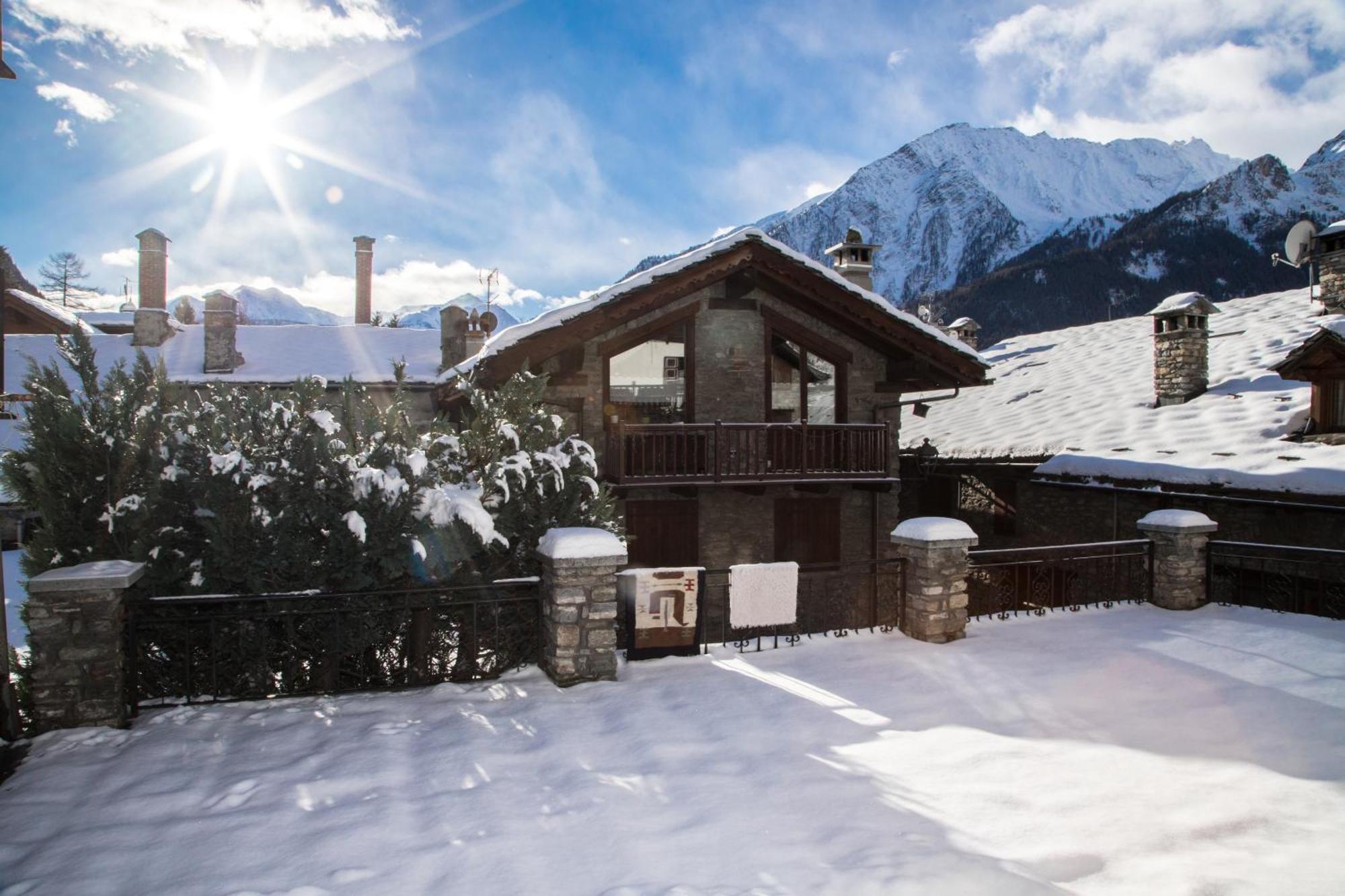 Maison De Meuny Курмайор Номер фото