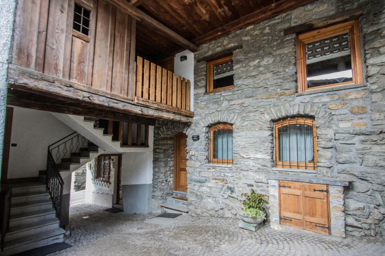 Maison De Meuny Курмайор Номер фото